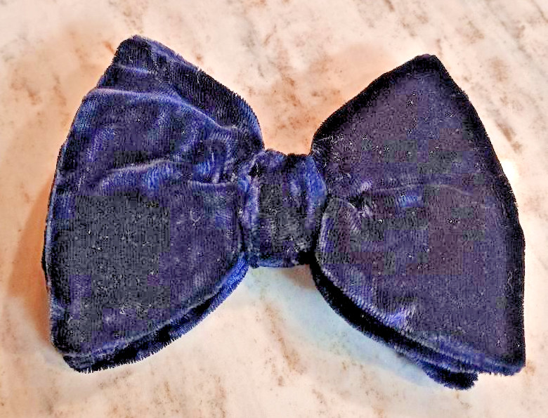 Vintage 70's "Ormond Rust Resistant" Blue Velvet … - image 1