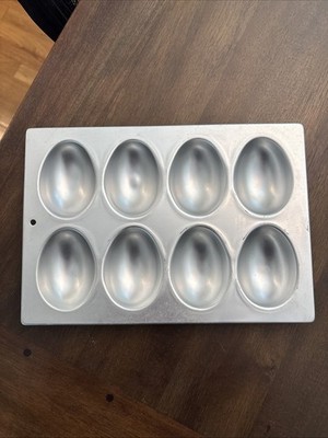 Vintage Wilton Easter Egg Cake Pan Baking Mold Makes 8 Eggs / 12x 8