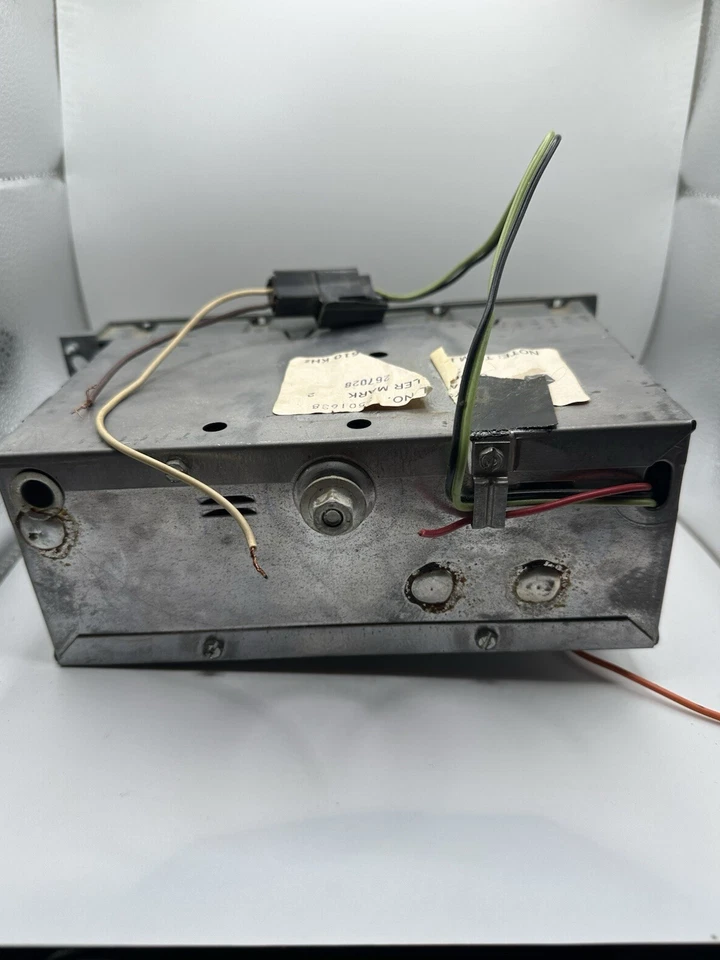 Radio de coche vintage Mopar Chrysler Dodge Plymouth AM - modelo 3501638 Foto 4 de 4