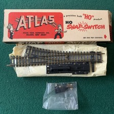 ATLAS HO Snap Switch Manual Right 61 Track w/ Box, Vintage