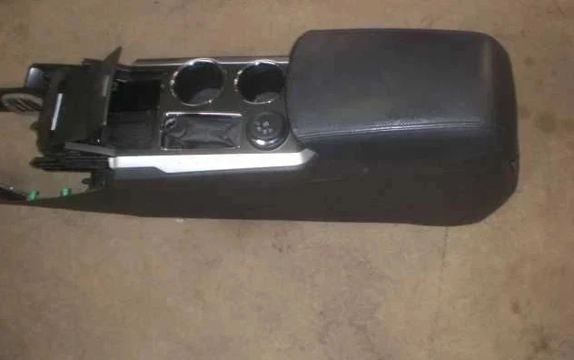 2011-2015 Ford Explorer Front Floor Center Console XLT Select Shift Black OEM - Image 3 of 4