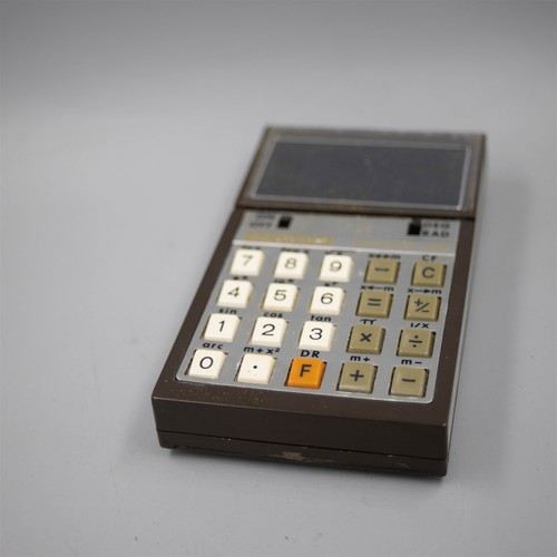 Lloyd's Accumatic e999 Vintage Calculator (For Parts / Repair) - Picture 6 of 8