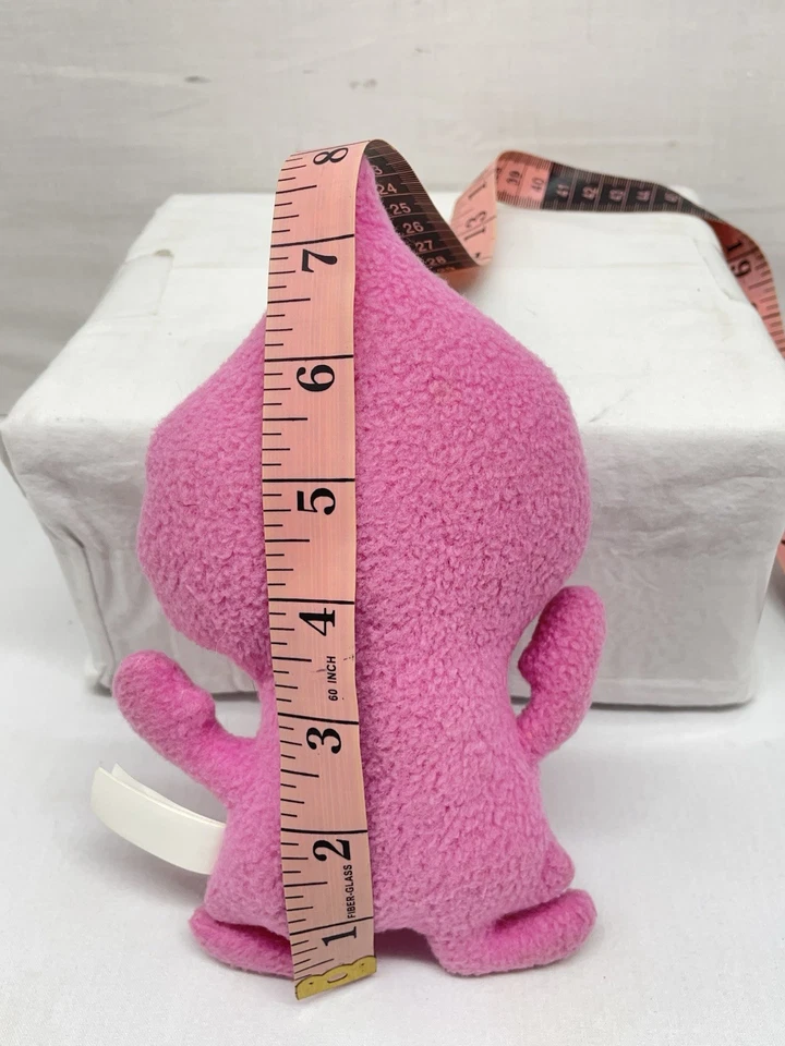 Boneco de pelúcia Uglydoll Classic Flatwoodsey pequeno rosa 8"" - Imagem 4 de 4