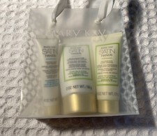 MARY KAY White Tea Citrus SATIN HANDS Pampering Set Shea Cream Softener Scrub