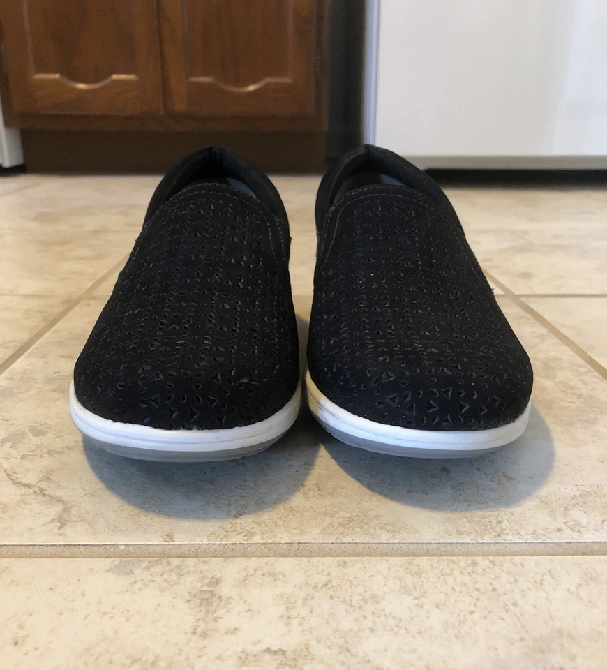 Zapatillas sin cordones negras Orleans con cunas para caminar ligeramente usadas talla 7,5 W Foto 3 de 4