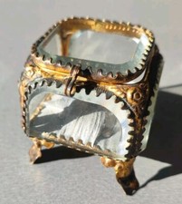 ANCIEN COFFRET OU BOÎTE A BIJOUX NAPOLEON III 7cmx7cm