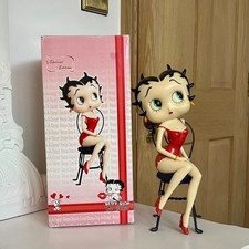 Betty Boop Sitting in Chair Figurine BOXED