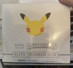 Pokémon TCG: 25th Anniversary Celebrations Elite Trainer Box (2021)