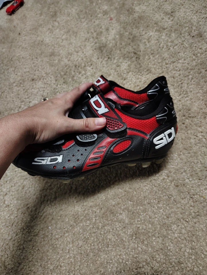 Botines de ciclismo SIDI rojos negros para hombre 7,5 para mujer 9 Foto 4 de 4