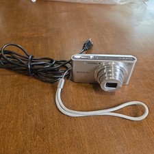 Sony CyberShot DSC W830 Digital Camera Silver 8x Zoom 20.1MP Carl Zeiss Used