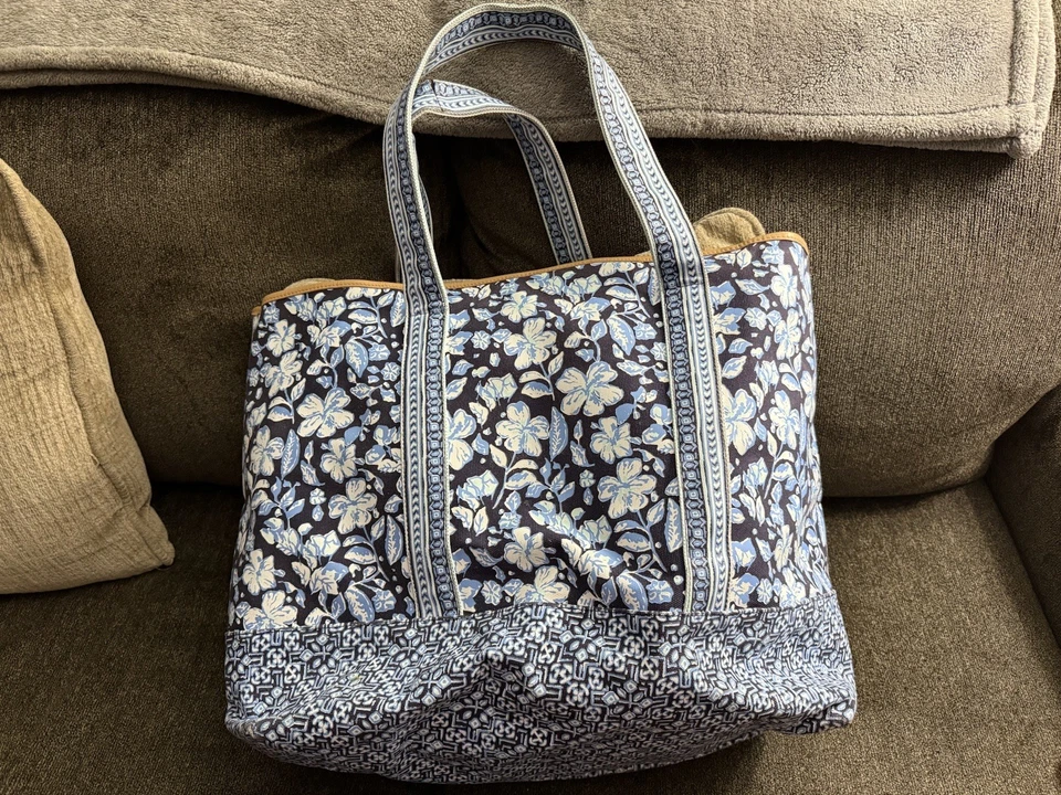 Bolso de Mano Grande Vineyard Vines Azul y Blanco LEER POR FAVOR Foto 2 de 4