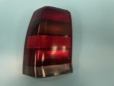 Feu arrière Opel OMEGA