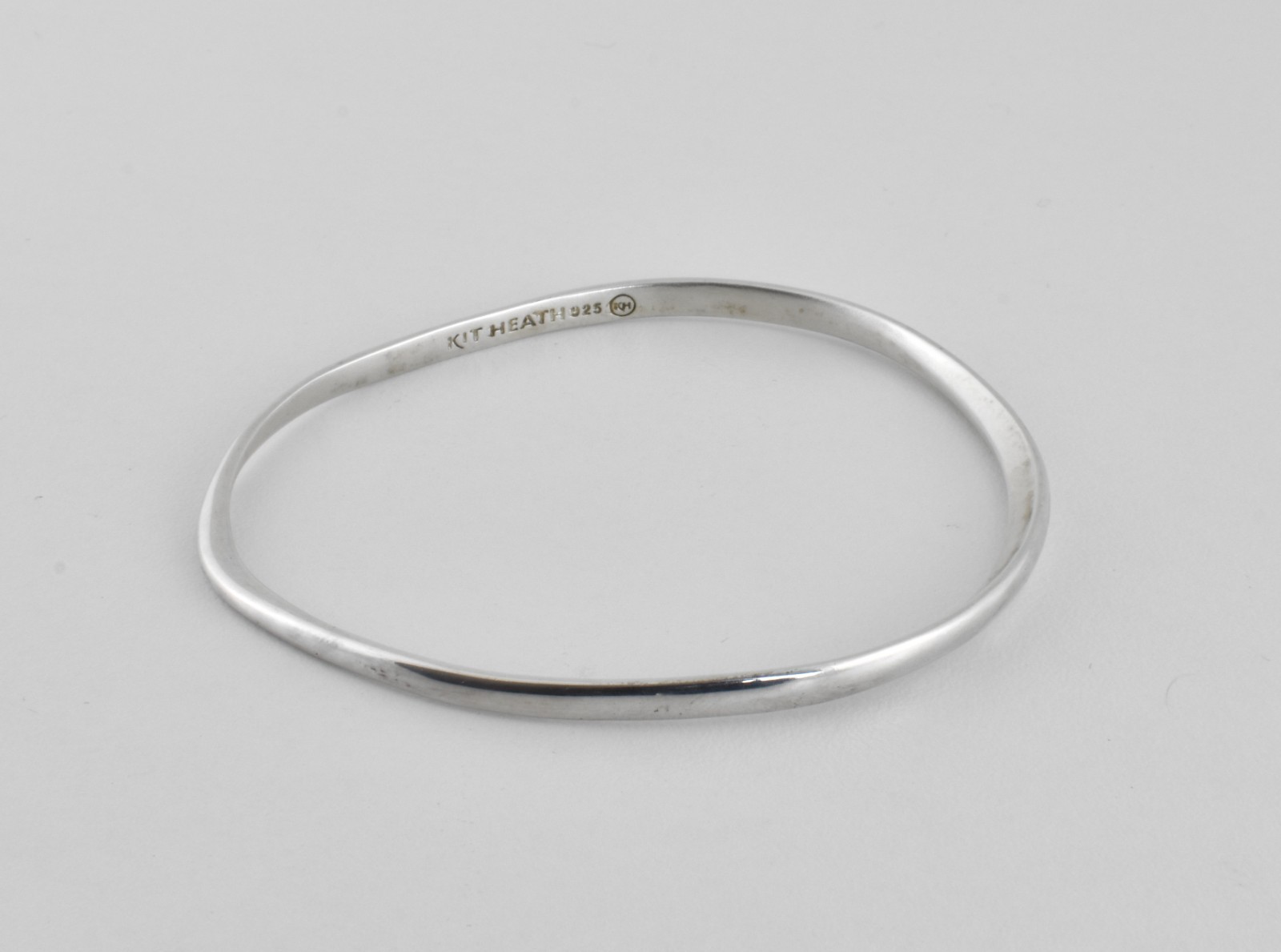 Kit Heath Solid Silver Bevel Curve Bangle, 13.91g - image 3