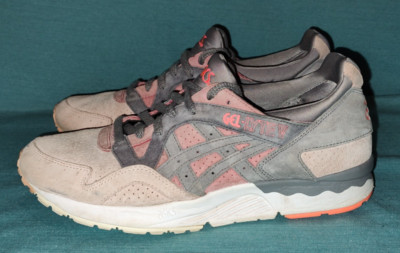 NICE USED Asics Gel Lyte V Mens Retro Athletic Shoes Apricot Nectar Gray 9.5