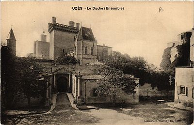 Old postcard UZES - Le Duche (459267)