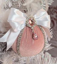 Elegant Shabby Chic Victorian Rhinestone Brooch Pink Velvet Christmas Ornament