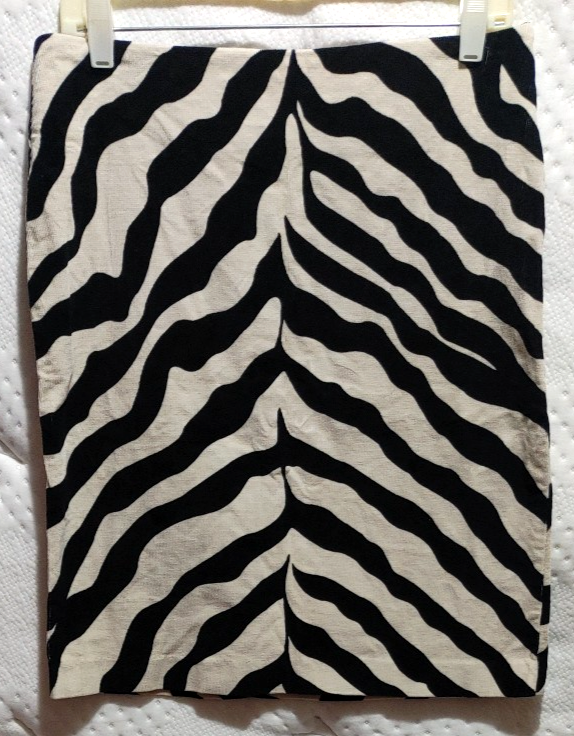 Isaac Mizrahi Zebra Stripe Size 8 Fine Corduroy Stretchy Skirt - As Is