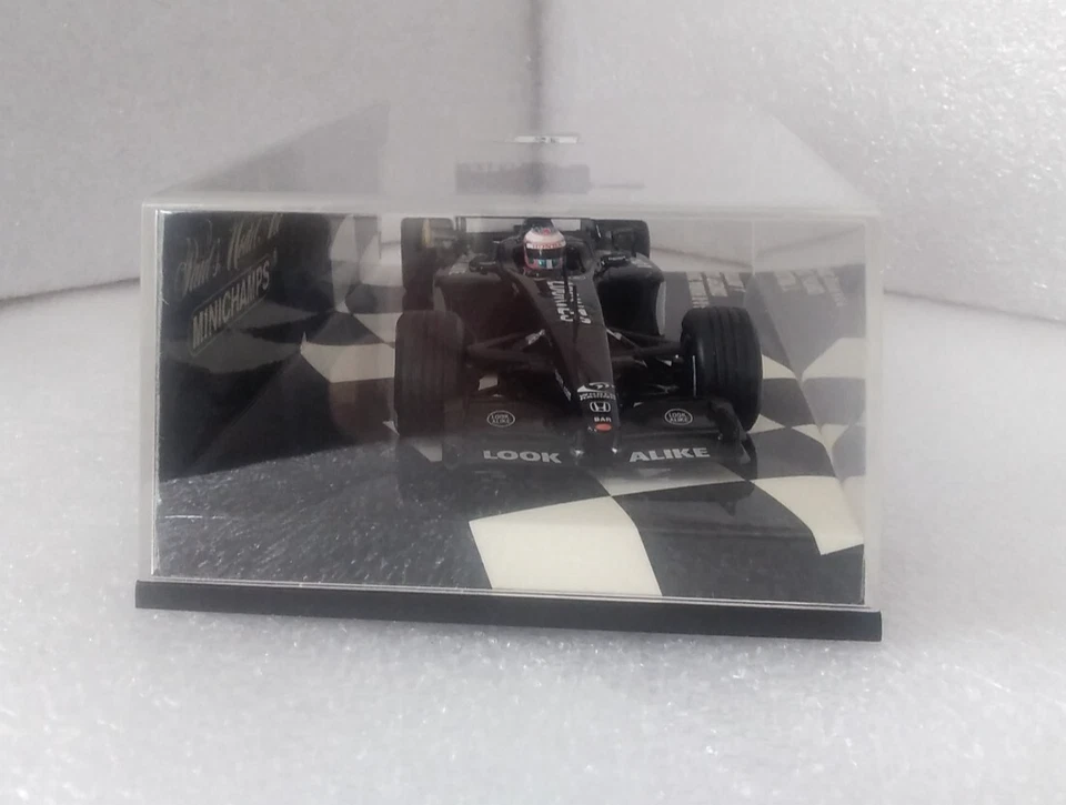 Minichamps Edición Limitada 4608 piezas 1:43 BAR Honda 2004 Concept Car Jenson Button Foto 2 de 4