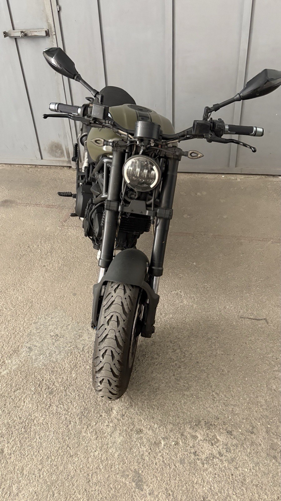 Ducati Monster 750 foto 3