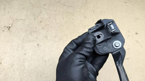 BMW 3 E90 Stoßstangenhalter vorne rechts 7136828 3.00 Diesel 2010 33158382