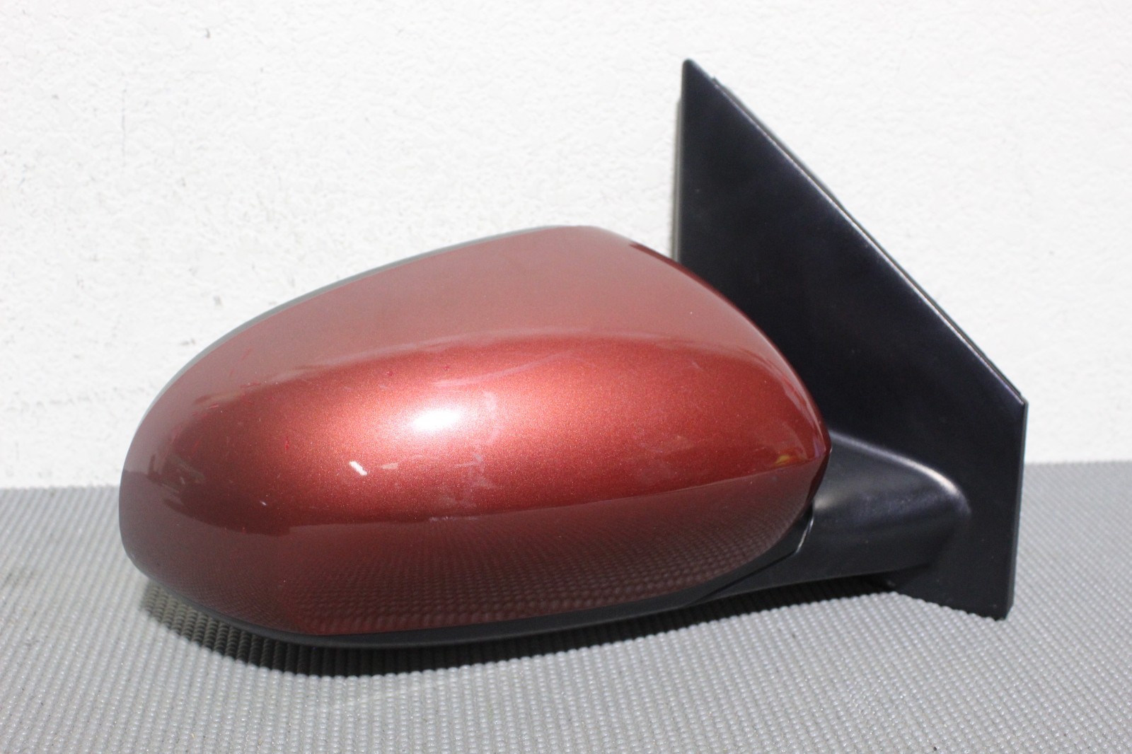 2017-2021 KIA SPORTAGE OEM RIGHT HAND PASSENGER SIDE MIRROR POWER MIRROR RED