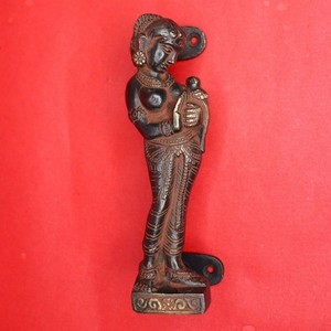 Lady Holding A Parrot Shape Antique Vintage Finish Handmade Brass Door Handle