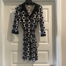 Tiana B Size 8 Black  White Dress