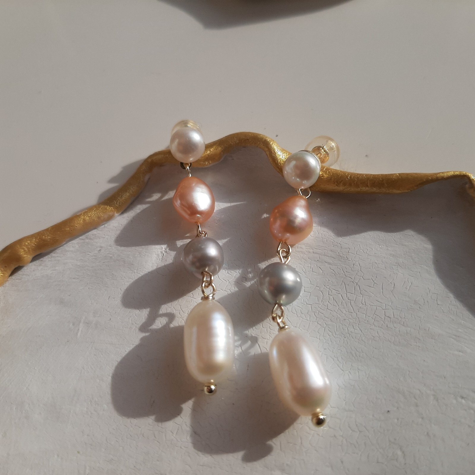 Boucles d'oreilles clous argent 925 et perles de culture de la collection Reflets