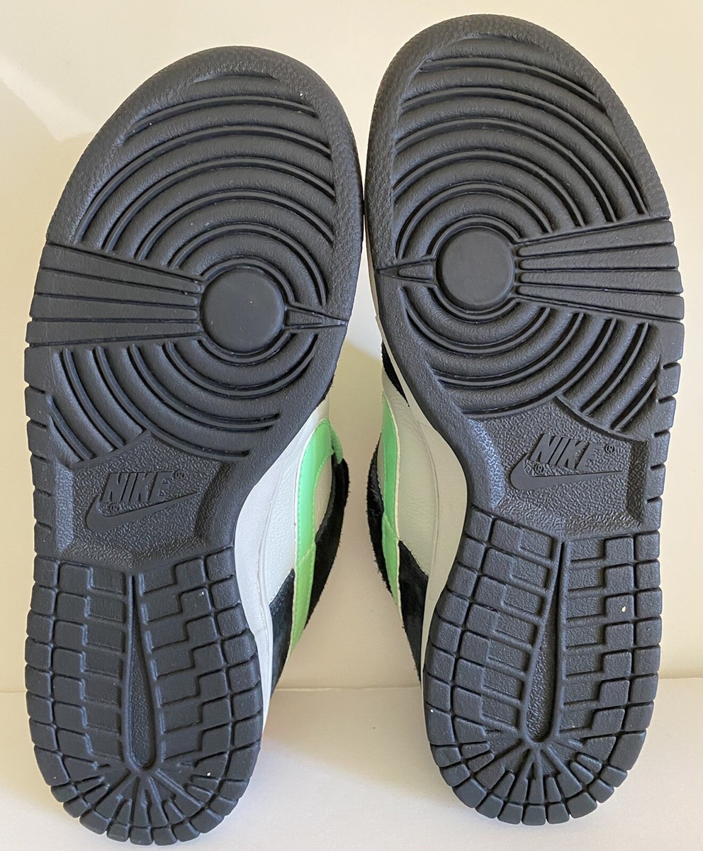 Men's Nike SB Dunk Low Magnet Light Poison Green 2008 304292-033 Mens US Sz 8.5