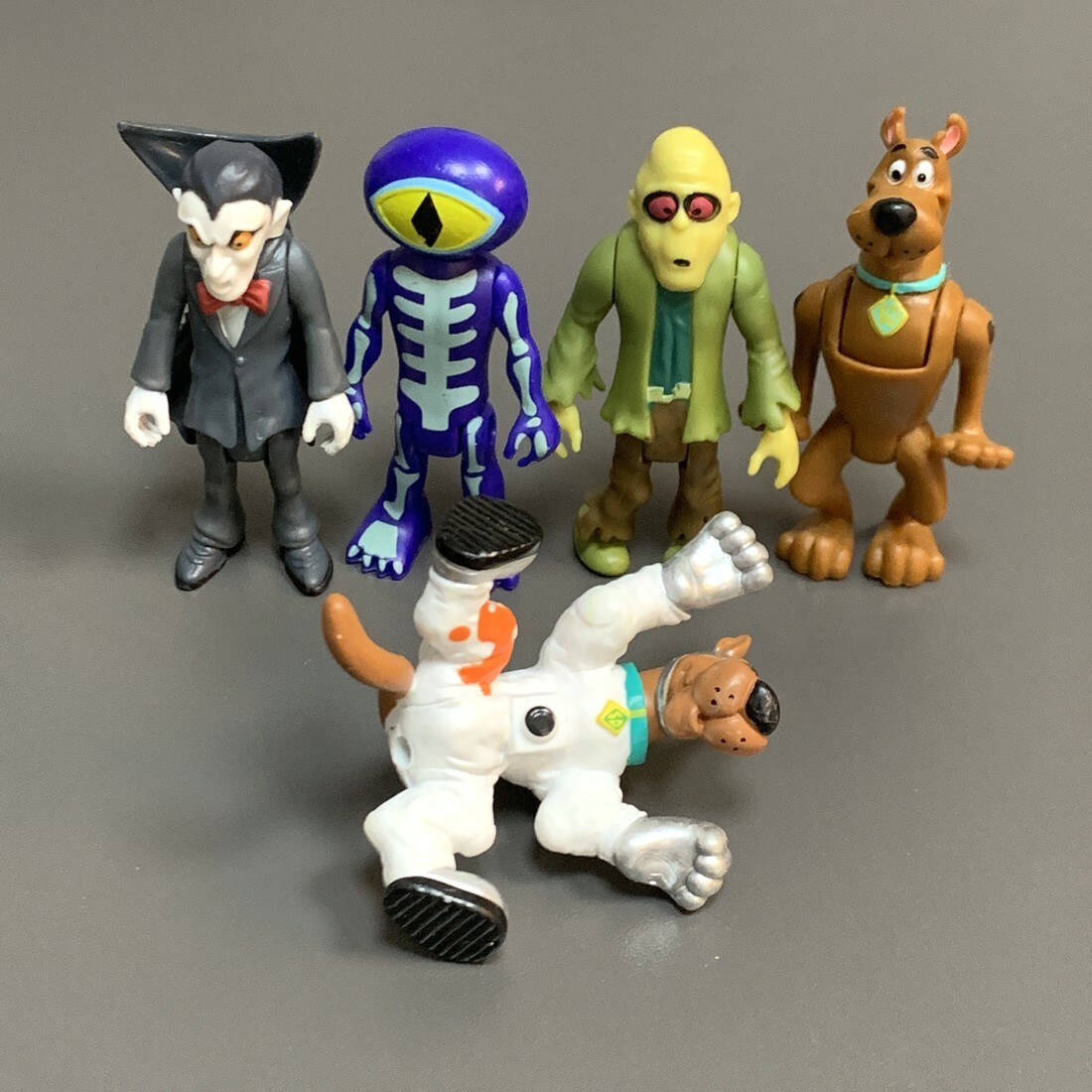 Rare Lot 5 Scooby-Doo Dog The Skeleton Man Zombie Monster DRACULA