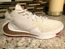 zoom freak 1 noble red