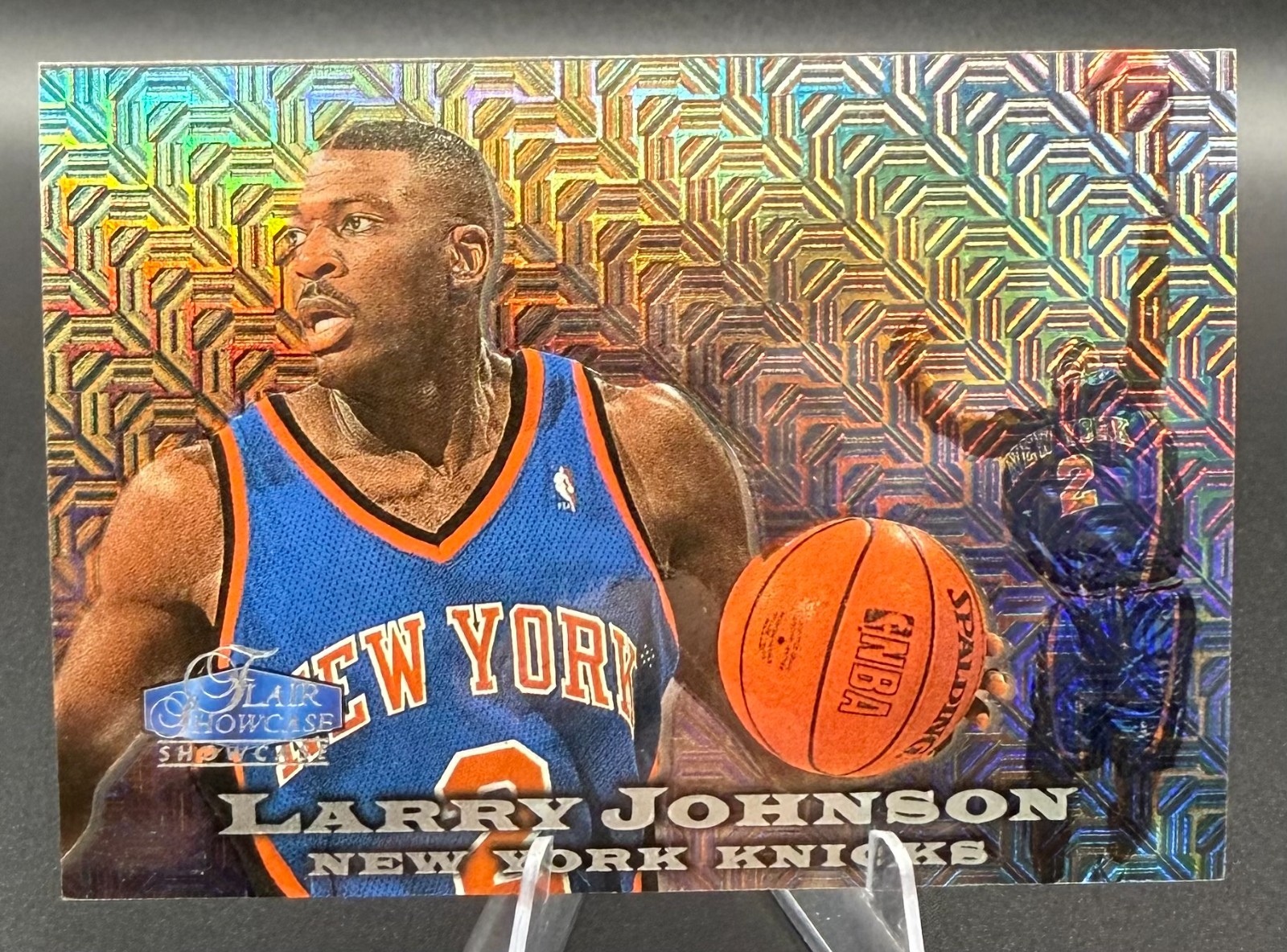 Larry Johnson 1997-98 Fleer / Flair Showcase Row 0 #’d /2000 Seat #75 - 533