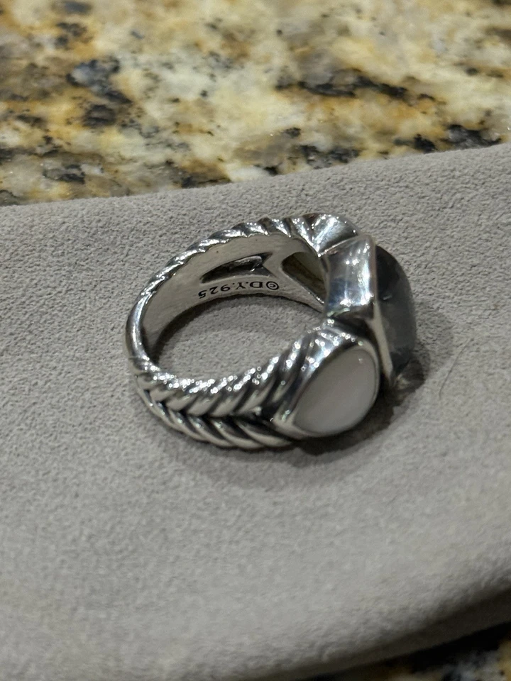 David Yurman Auténtica Orquídea Negra y Piedra Lunar Talla 8 ¡RARA! Foto 2 de 4