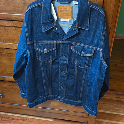 Levi's Premium Men's Relaxed Fit Trucker Jacket Blue Button Front Size L