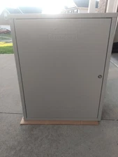 Eaton-Bussman SFC-Spare Fuse Cabinet NEW IN BOX BUY IT NOW $460 FREE SHIPPING!!!