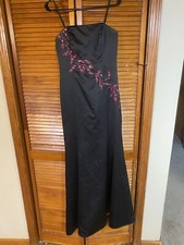 Davids Bridal Black Beaded Sequined Formal Long Dress Size 6. Spaghetti Straps.