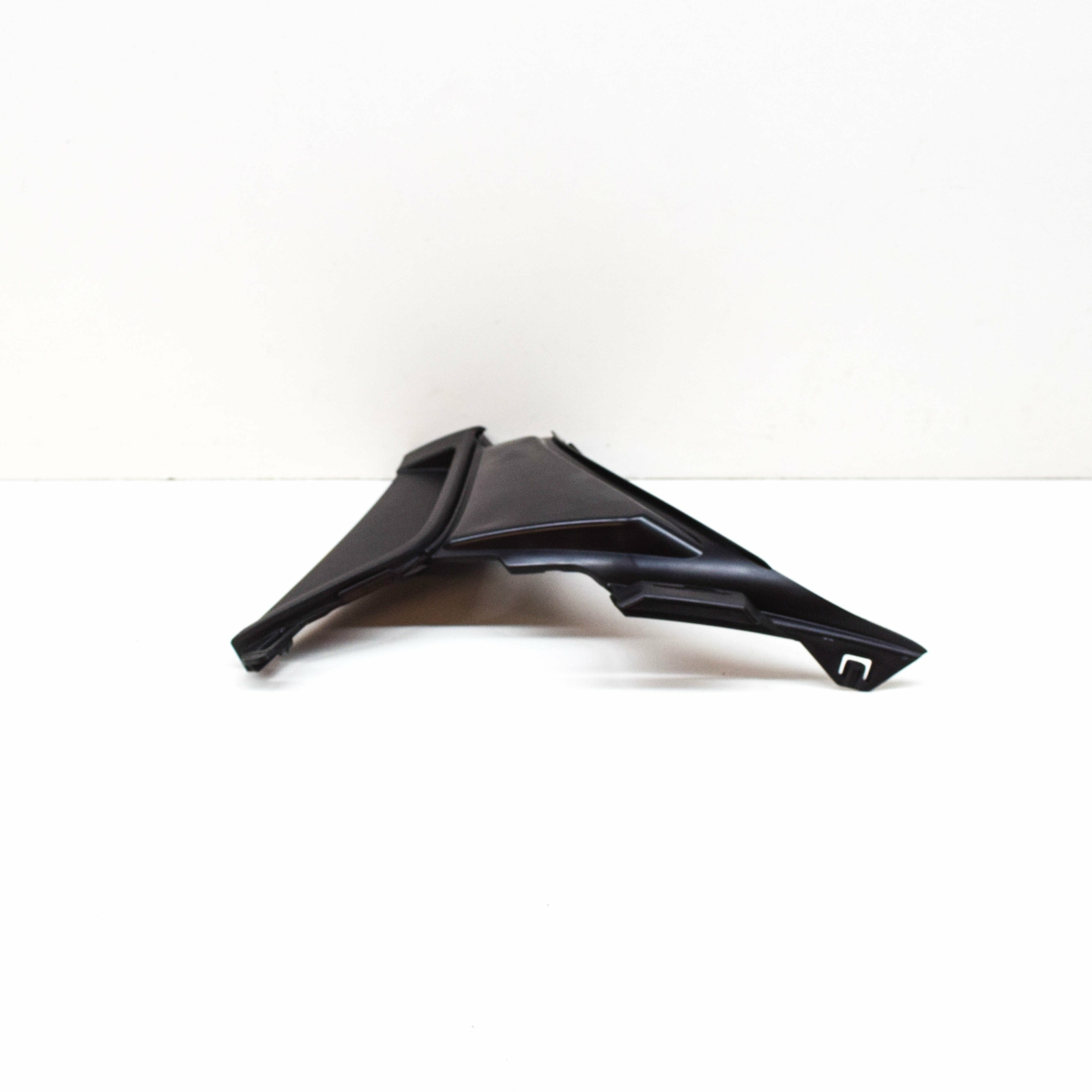 OEM Mercedes-Benz GLC X253 Front Right Bumper Side Trim  