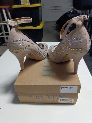 Leuven Alexander "Anke" Nude Color Pumps W/ Nail Heads 8.5W - Picture 7 of 9