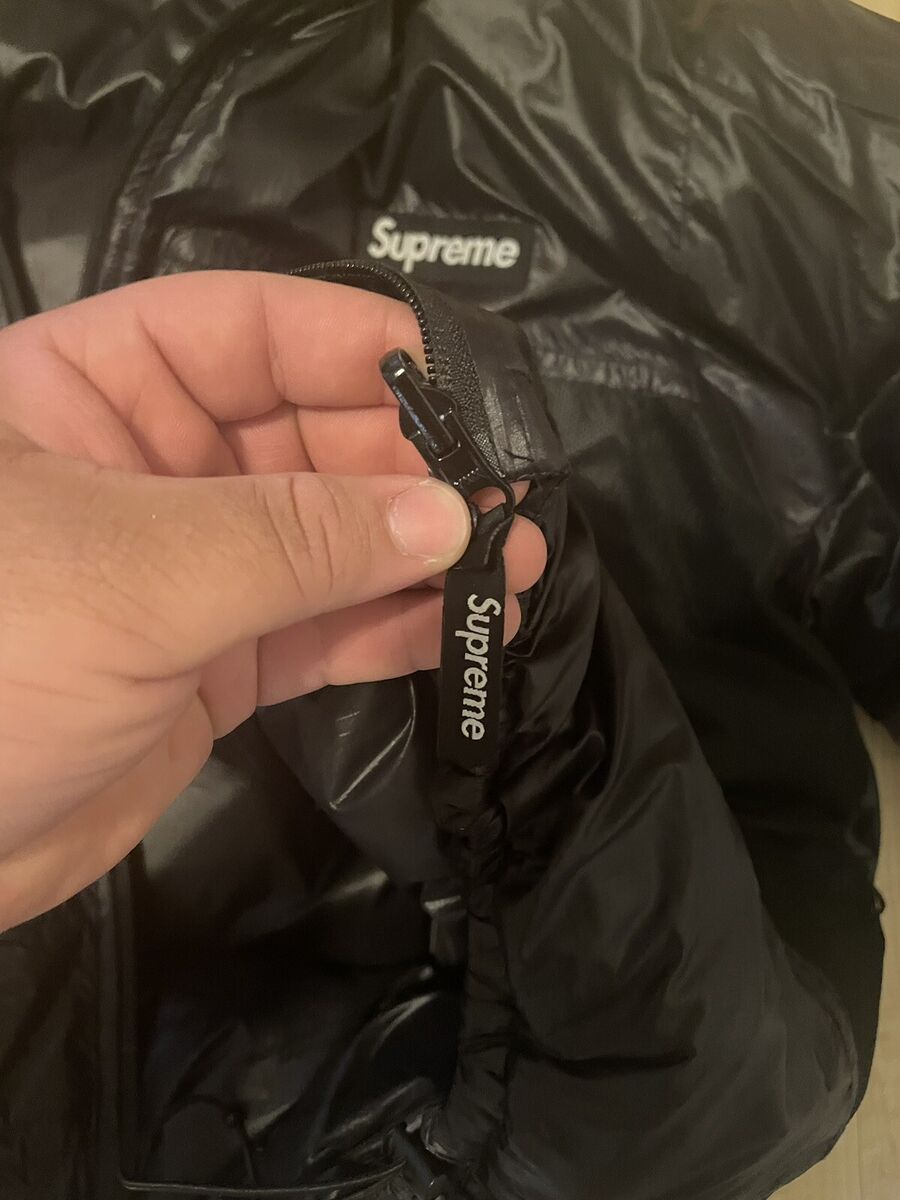 Supreme Reversible Featherweight Down Puffer Jacket FW22 Supreme Reversible Featherweight Down Puffer Jacket FW22