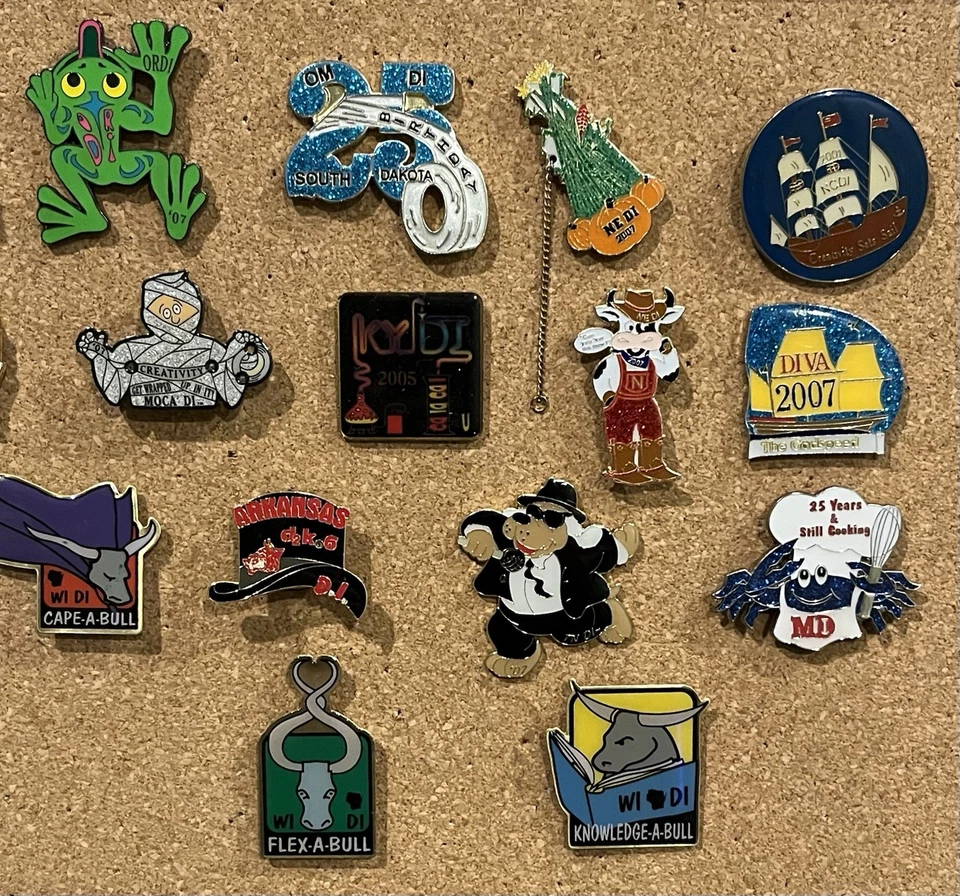 Lot of 16 Destination Imagination Trading Pins Enamel - Image 3 of 3