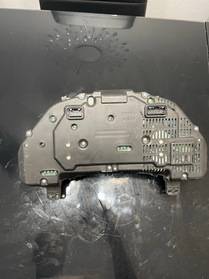 Cuadro de instrumentos velocímetro Lexus Is250/Is350 2007-20012 calibre 155 k millas Foto 3 de 4