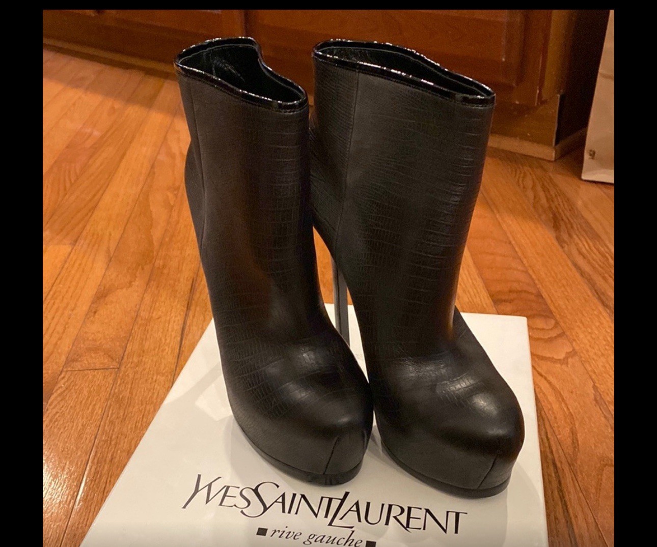 Stivaletti neri alla caviglia Yves Saint Laurent taglia: 37 5