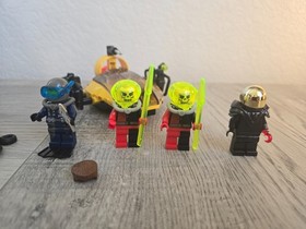 LEGO Alpha Team: Ogel Underwater Base (4795) COMPLETE with box and instr