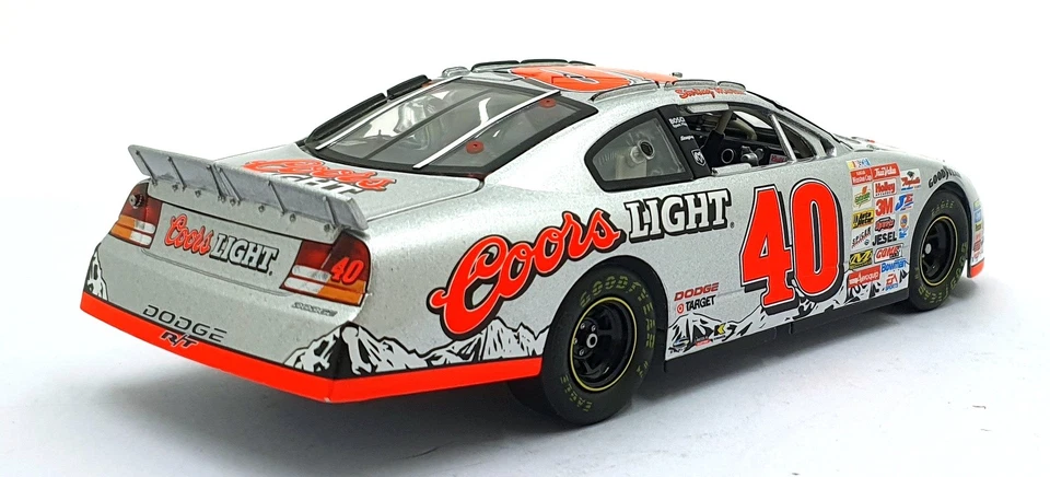 Team Caliber 1/24 Scale BA02185CL - 2001 Dodge #40 NASCAR Coors Light - Marlin - Image 2 of 4