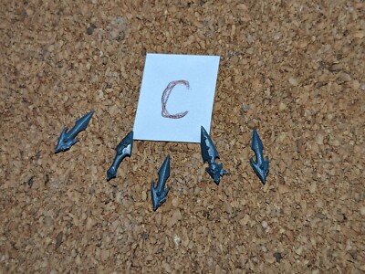 Warhammer Fantasy (AoS): Dark Elf (CoS) bits: Black Ark Corsair helmet bling - C