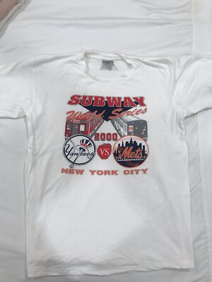 Yankees & Mets ワールドシリーズ2000 Tシャツ 2000 Subway Series - Yankees vs. Mets World Series - T-Shirt