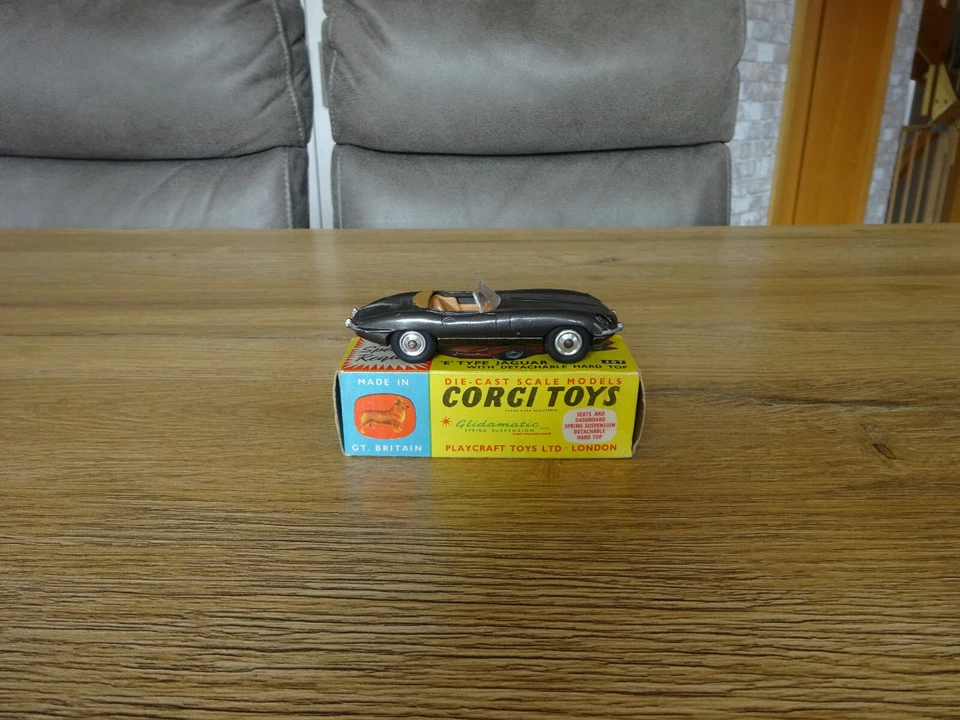 Corgi Toys 307 Jaguar E-Type  in OVP   60er Jahre Corgi Rarität - Bild 2 von 4