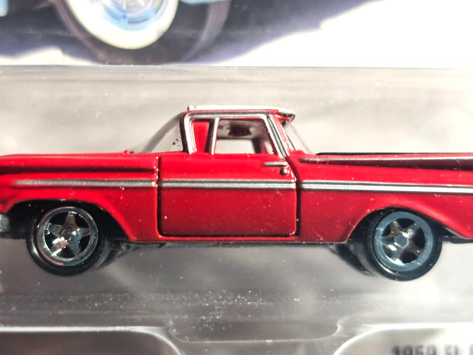 Johnny Lightning Truckin' America 1959 El Camino #23 rojo edición limitada sin usar, en caja original-A Foto 4 de 4