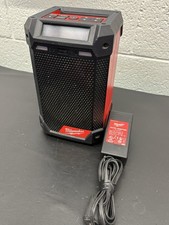 Milwaukee 2951-20 Radio Charger