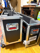 Black Aluminum Flight/Road Case w Wheels, Foam Padding Handle, Large 42x24x8